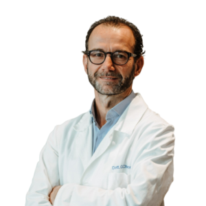 Il Dottor Giuseppe Checcucci è specializzato in Chirurgia della Mano e della Spalla. Si occupa della diagnosi e della cura delle patologie dell'Arto Superiore nel Centro Symcro presso gli ambulatori Esculapio di Pisa